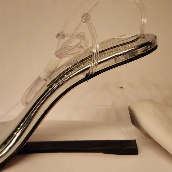 GOOD American Cinder-F*cking-Rella Wedge in Silver Neoprene/Lucite Size 8 - Picture 5 of 10